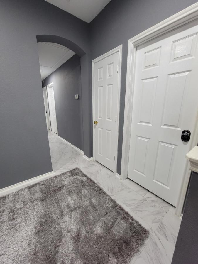 Nice & Cozy Bedroom At Gp'S Grand Prairie Exterior foto