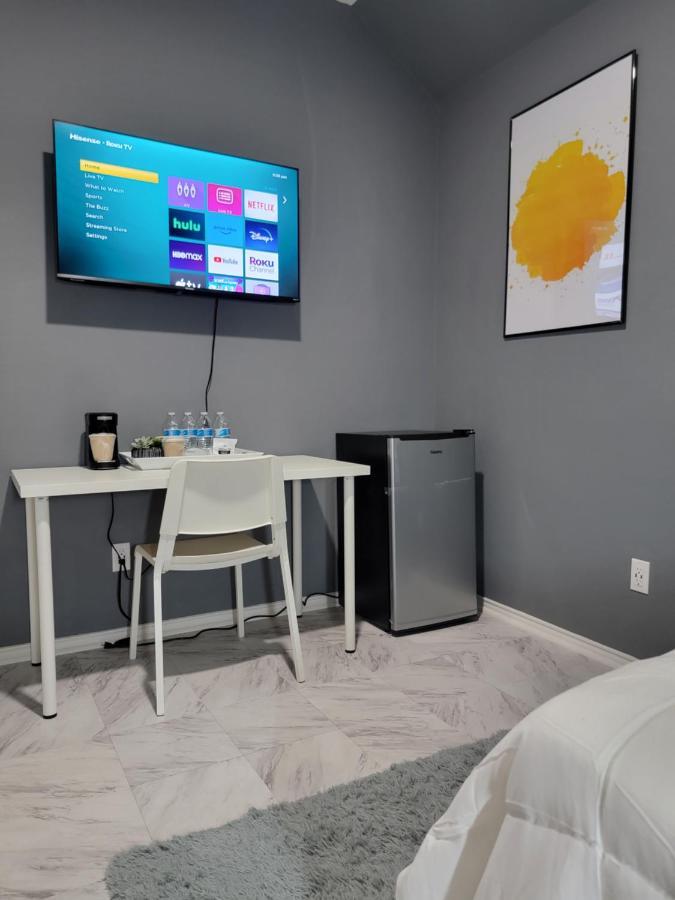 Nice & Cozy Bedroom At Gp'S Grand Prairie Exterior foto