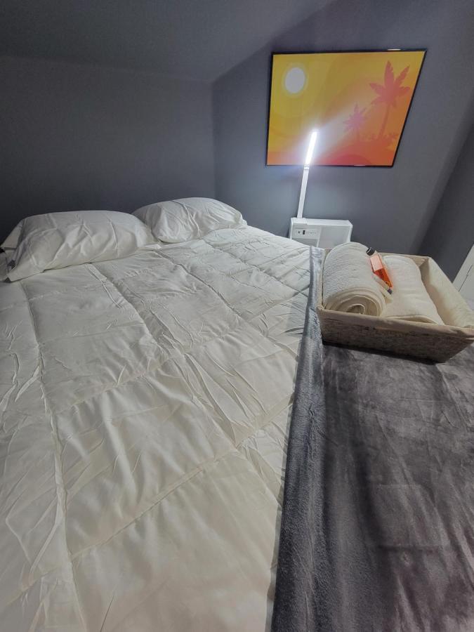 Nice & Cozy Bedroom At Gp'S Grand Prairie Exterior foto